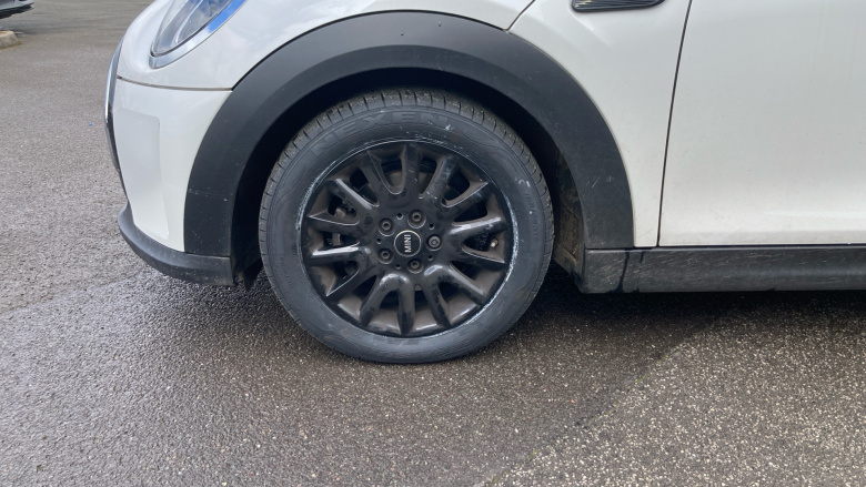 MINI Cooper 1.5 C Classic 5dr Auto Petrol Hatchback